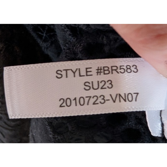 J Crew Womens Black Eyelet Floral Ruffle Neck Dark Coquette Sleeveless Top Small - Picture 8 of 9